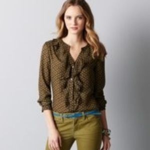 NWOT Ann Taylor Loft Ruffled Blouse